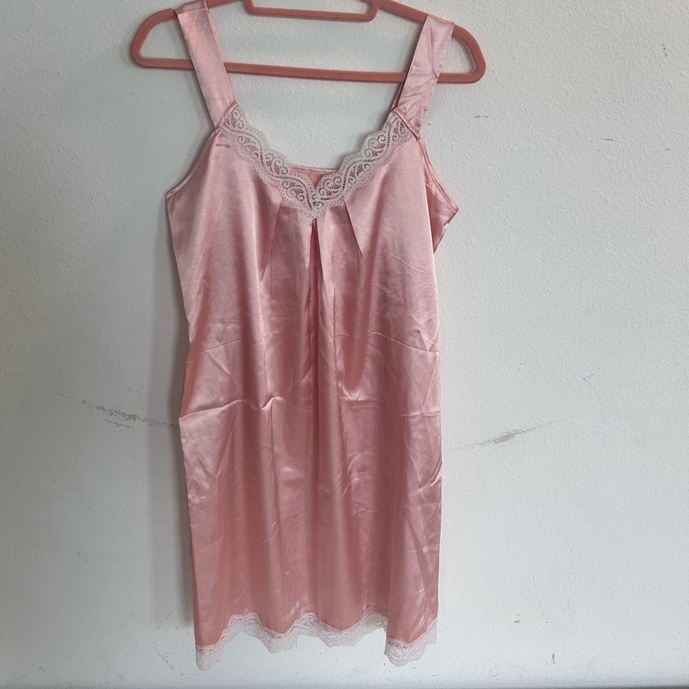 Women’s Pink Night Gown with Lace

Size S